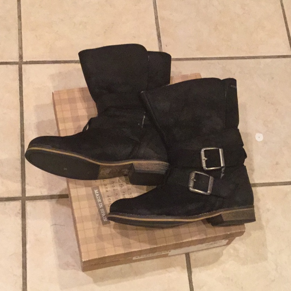 Shearling Black Boots Oiled Suede